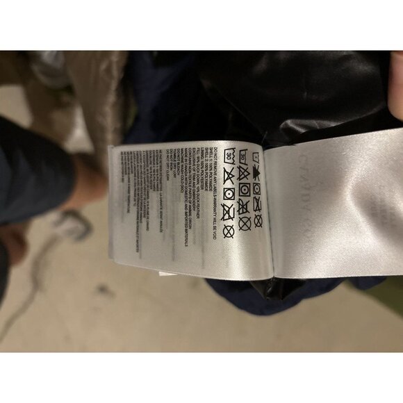 Canada Goose Atlantic Navy Armstrong Jacket - Picture 7 of 8